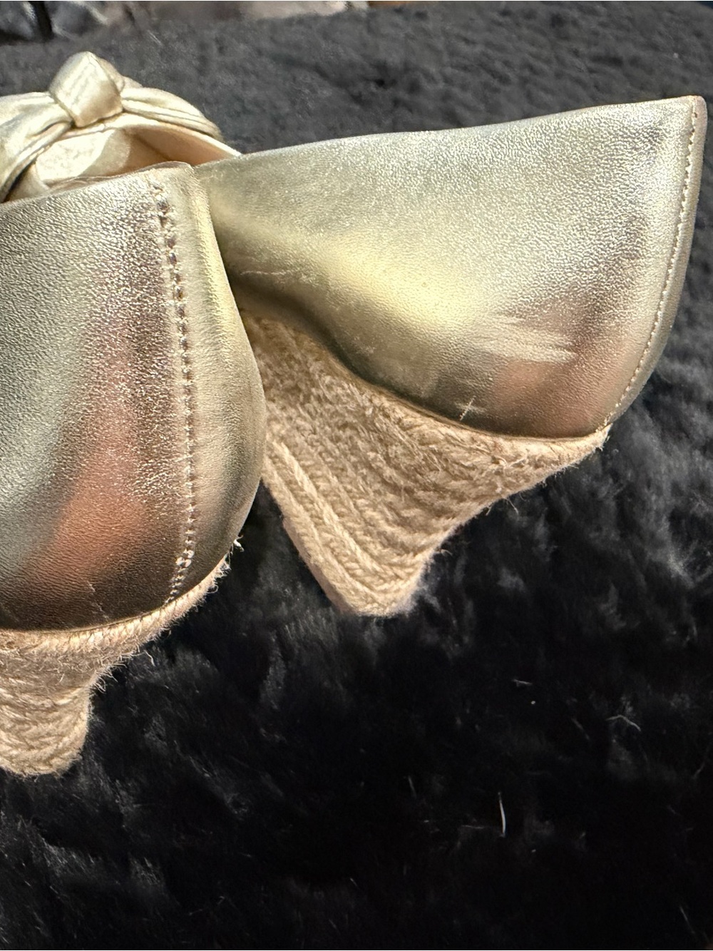 Gold Bow Peep-Toe Women’s Flats - Picture 3 of 4